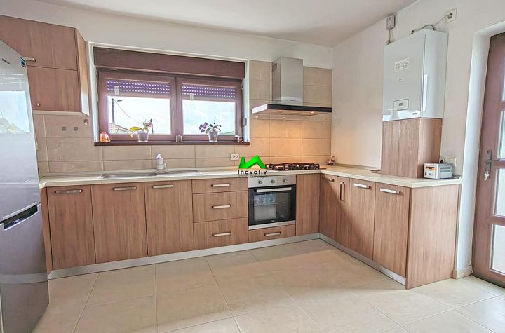 Casă - 5 camere de vanzare BROSCARIE - Sibiu anunturi imobiliare Sibiu