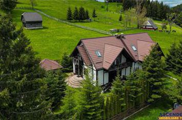 Casă - 4 camere de vanzare EXTERIOR EST - Brasov anunturi imobiliare Brasov