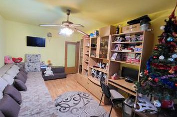 Apartament 3 camere de vanzare TARGU-JIU - Gorj anunturi imobiliare Gorj