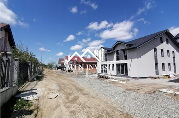 Vilă - 5 camere de vanzare PERIFERIE - Sibiu anunturi imobiliare Sibiu