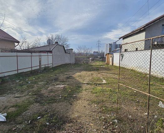 Teren Intravilan Catelu, 1300 mp