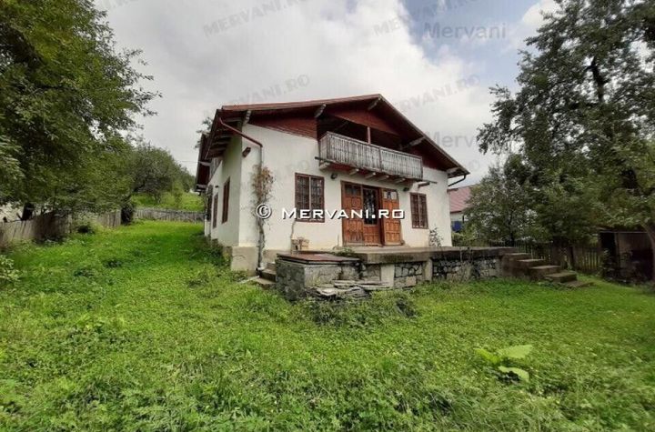 Casă - 5 camere de vanzare COMARNIC - Prahova anunturi imobiliare Prahova