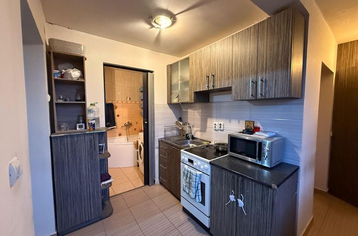 Casa Hidișelu de Sus, teren 1 800 mp. 73 900 E. Comision 0 anunturi imobiliare Bihor