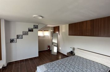 Mezonetă mobilată 101 mp, vedere la mare — Agios Athanasios anunturi imobiliare Grecia