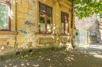 Piata Victoriei Mihalache stradal Corp Casa monument curte comuna anunturi imobiliare Bucuresti