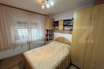 Apartament 3 camere de vanzare CUGIR - Alba anunturi imobiliare Alba