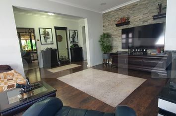 Vilă - 4 camere de vanzare TARGU MURES - Mures anunturi imobiliare Mures