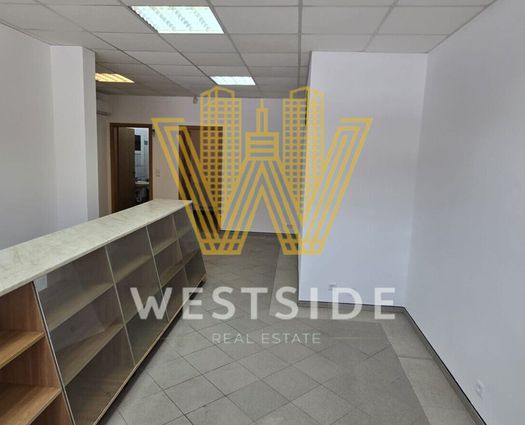 Spațiu comercial Lunei, 55 mp