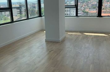 Apartament 4 camere, finisat, cu parcare, in Ansamblul Maurer-Central anunturi imobiliare Cluj
