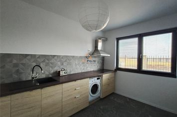 Casă - 3 camere de vanzare CENTRAL - Timis anunturi imobiliare Timis