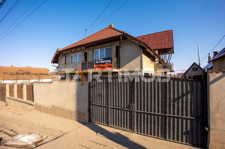 Casa de vanzare in Feldioara, Brasov anunturi imobiliare Brasov