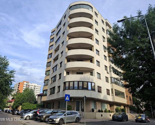 Apartament 2 camere Calarasilor, 52 mp