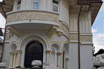 Spre Vanzare - Vila Interbelica - Dorobanti-Strada Ankara anunturi imobiliare Bucuresti