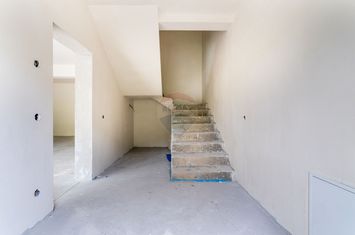 Duplex de 190 mp, în Tăuți, comision 0%. anunturi imobiliare Cluj