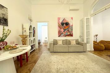 PARCUL GRADINA ICOANEI- APARTAMENT IN VILA INTERBELICA anunturi imobiliare Bucuresti