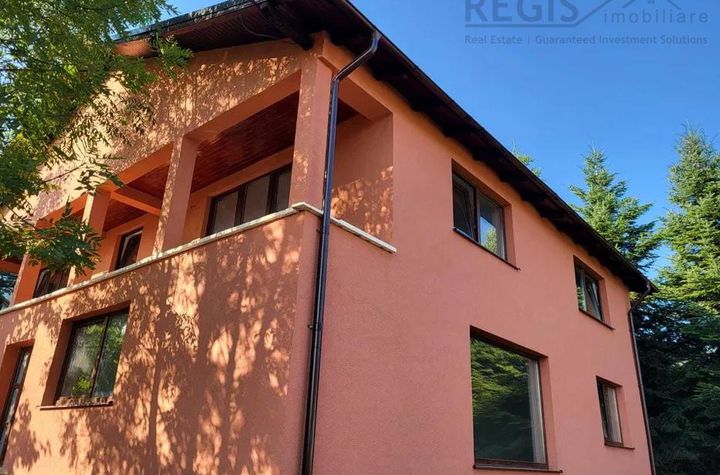Casă - 8 camere de vanzare SACELE - Brasov anunturi imobiliare Brasov