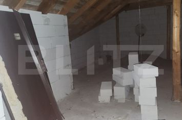 Apartament 3 camere de vanzare FLORESTI - Cluj anunturi imobiliare Cluj