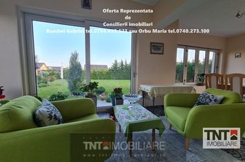 Propietate eleganta,design original,curte individuala,terasa acoperita,fotovoltaic,irigatii anunturi imobiliare Iasi