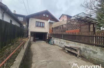 Casă - 2 camere de vanzare POIANA TAPULUI - Prahova anunturi imobiliare Prahova