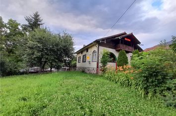 Casă - 4 camere de vanzare SLANIC - Prahova anunturi imobiliare Prahova