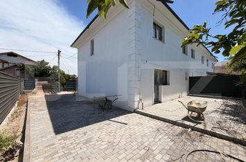 Vilă - 4 camere de vanzare CRAIOVA - Dolj anunturi imobiliare Dolj