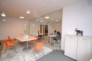 Apartament 4 camere de inchiriat 13 SEPTEMBRIE - BUCURESTI anunturi imobiliare BUCURESTI