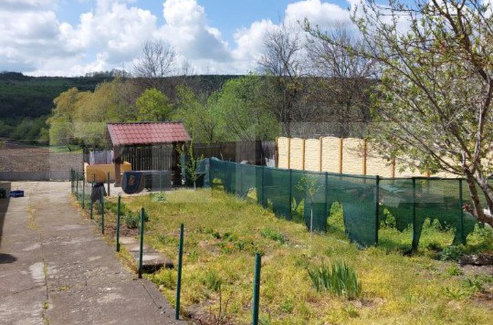 Casă - 4 camere de vanzare CRAIOVA - Dolj anunturi imobiliare Dolj