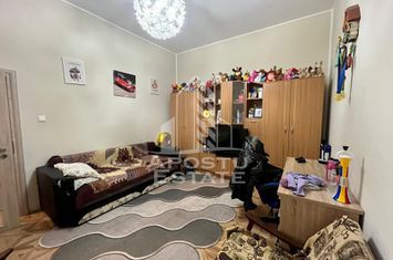 Apartament 2 camere, curte comuna,zona Traian anunturi imobiliare Timis