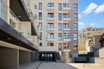 Apartament 4 camere de vanzare UNIRII - Bucuresti anunturi imobiliare Bucuresti