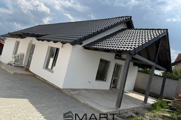 Casă - 4 camere de vanzare SURA MICA - Sibiu anunturi imobiliare Sibiu