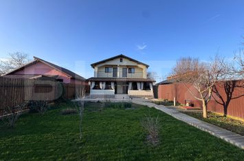 Vilă - 5 camere de vanzare RACARI - Dambovita anunturi imobiliare Dambovita