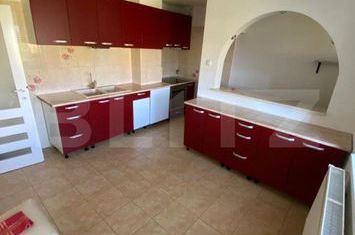 Vilă - 12 camere de vanzare NUFARUL - Bihor anunturi imobiliare Bihor