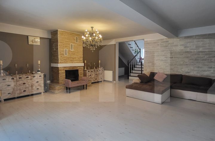 Casă - 5 camere de vanzare SANMIHAIU ROMAN - Timis anunturi imobiliare Timis
