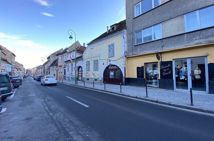Spatiu comercial de inchiriat la parter in zona centrala anunturi imobiliare Brasov