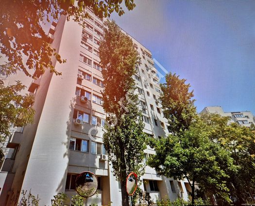 Garsonieră Titan, 24 mp