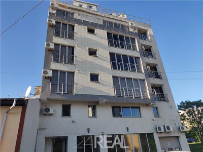 Apartament 3 camere 138 mp