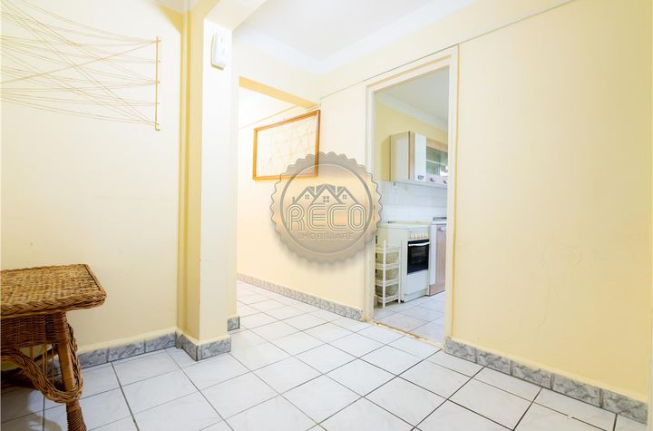 Apartament 3 camere de vanzare IOSIA - Bihor anunturi imobiliare Bihor