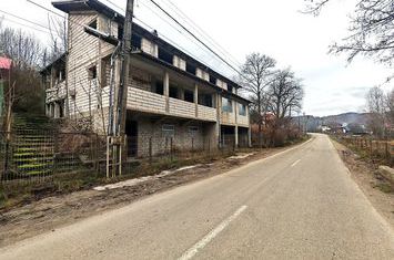 Vilă - 10 camere de vanzare DOMNESTI - Arges anunturi imobiliare Arges