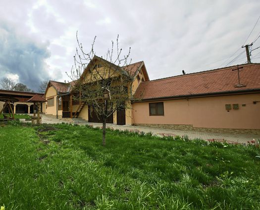 Casă 6 cam Slimnic, 231 mp, P+M