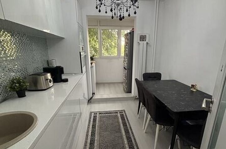 Dristor Apartament superb 3 camere anunturi imobiliare Bucuresti