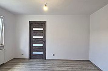 Apartament 2 camere de vanzare TARNAVENI - Mures anunturi imobiliare Mures