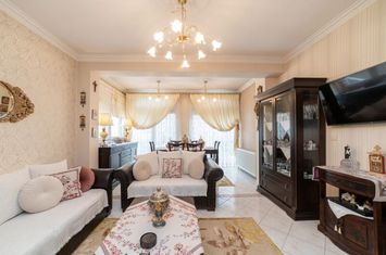 Mezonetă 130 mp, 3 niveluri în Nea Peramos anunturi imobiliare Grecia
