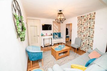 Apartament cu 2 camere, renovat, centrala proprie ,Elisabetin anunturi imobiliare Timis