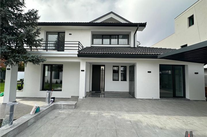 Casă - 8 camere de vanzare IANCU NICOLAE - Bucuresti anunturi imobiliare Bucuresti