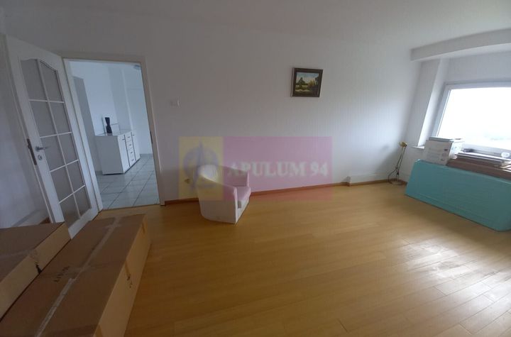 Apartament 3 camere,  DECOMANDAT, NERVA TRAIAN-UNIRII anunturi imobiliare Bucuresti