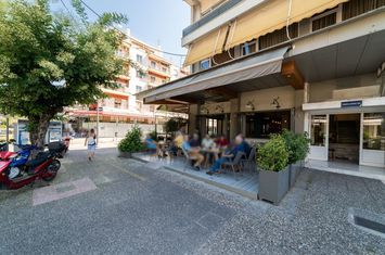 Restaurant 125 mp în centrul Drama anunturi imobiliare Grecia