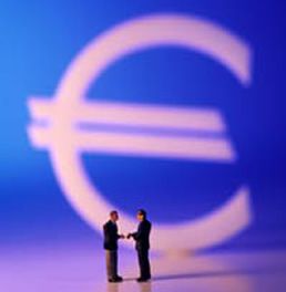 Cel mai mare fond imobiliar din Romania, la primul exit. Austriecii au vandut participatiile din cinci proiecte de malluri si doua de birouri