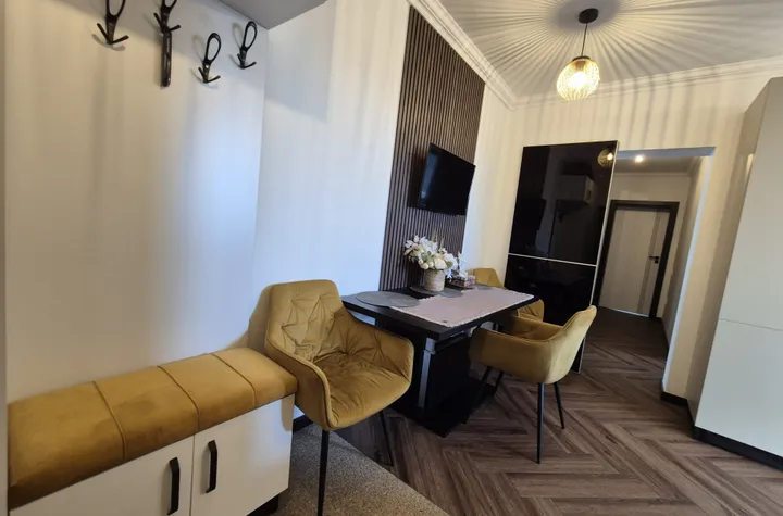 Apartament 2 camere de vanzare TARGU-JIU - Gorj anunturi imobiliare Gorj