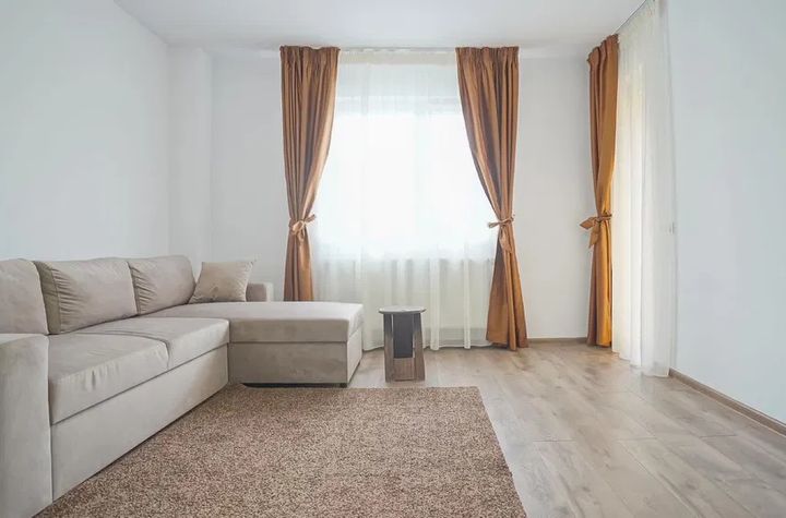 Apartament 2 camere de inchiriat TRACTORU - Brasov anunturi imobiliare Brasov