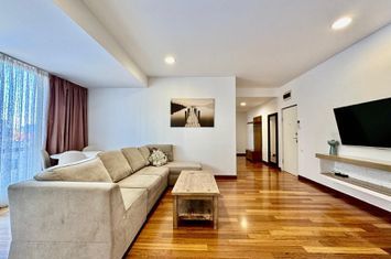 Inchiriere apartament 3 camere Herastrau | Loc parcare anunturi imobiliare Bucuresti